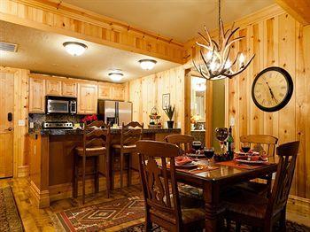 Red Stag Lodge By Utopian Lvh พาร์คซิตี ภายนอก รูปภาพ